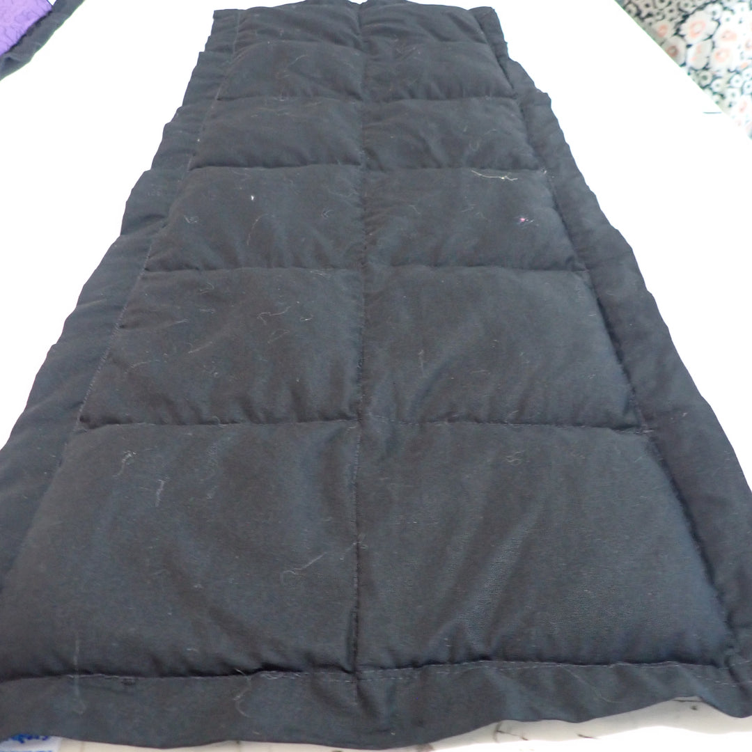 Weighted Child Cape 2 x6 squares - Black