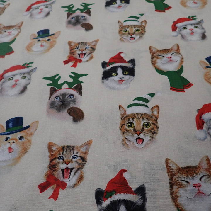 Christmas Selfies cats - Nana's Weighted Blankets