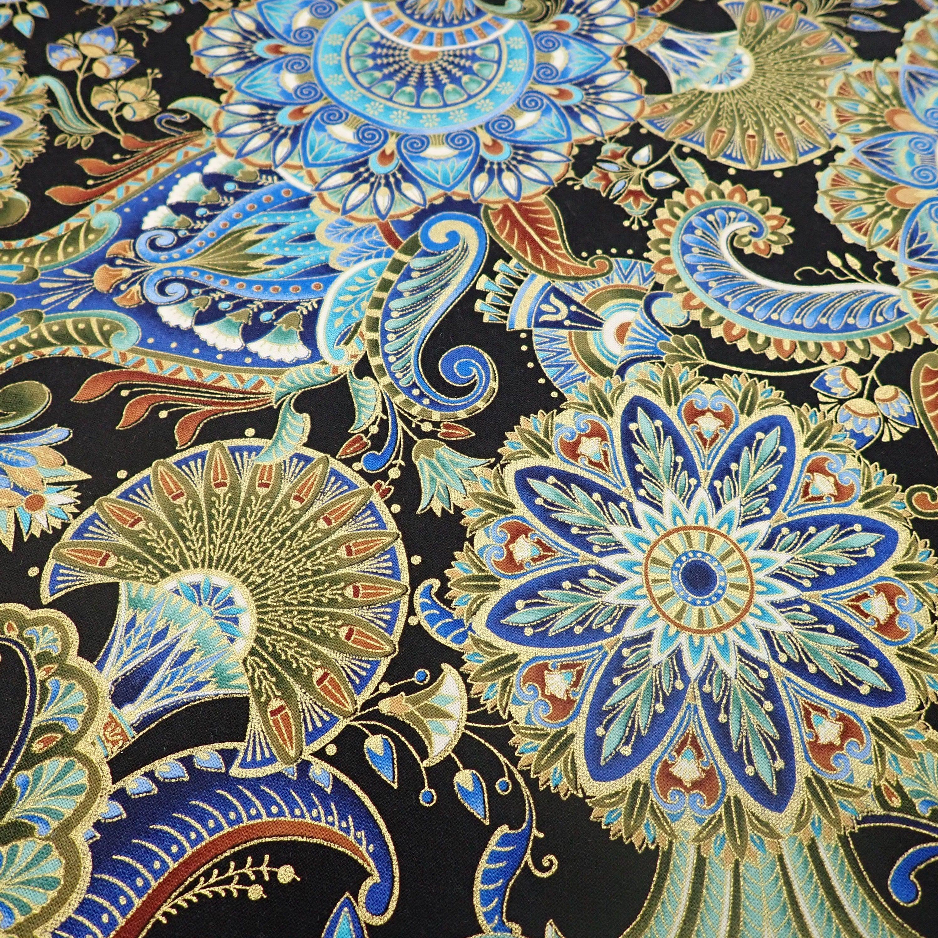 Peacock Fans - Nana's Weighted Blankets