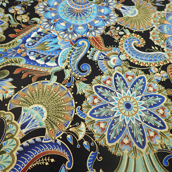 Peacock Fans - Nana's Weighted Blankets